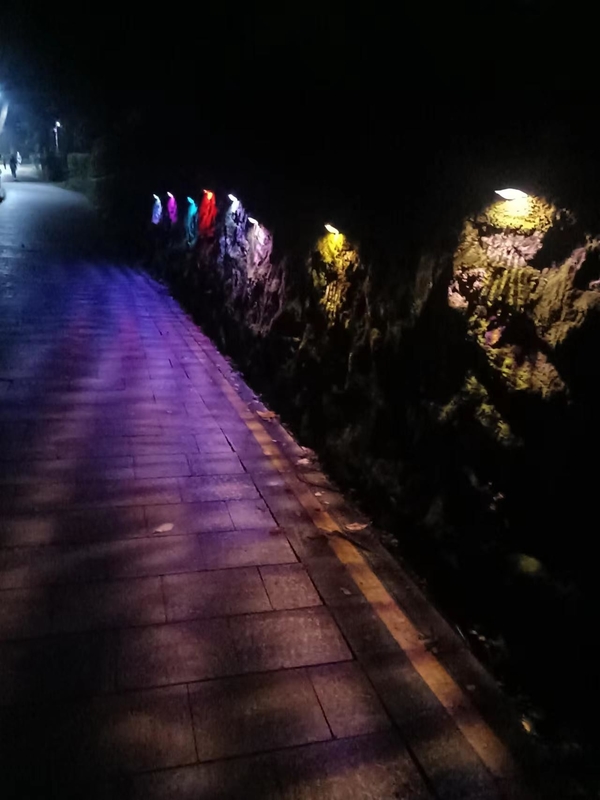 СИД 123 * 60 * 65mm загородки ландшафта стены RGB на открытом воздухе солнечного света сада 3.7V декоративное