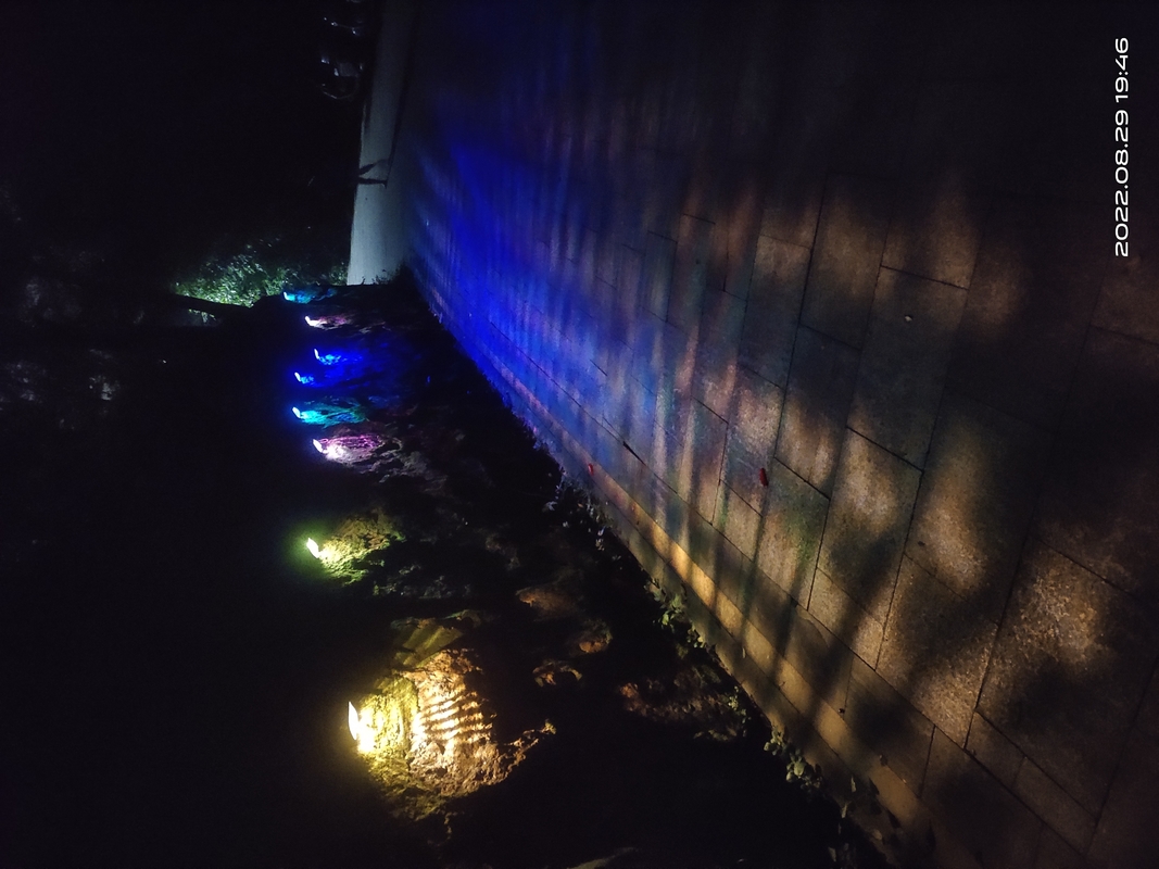 СИД 123 * 60 * 65mm загородки ландшафта стены RGB на открытом воздухе солнечного света сада 3.7V декоративное