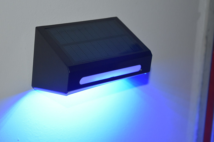RGB меняющийся водонепроницаемый светодиодный стеновой свет садовый свет солнечный забор док лампа солнечный наружный свет