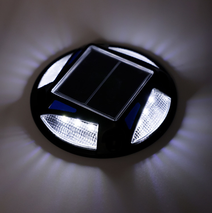 IP67 Cat Eye Solar Dock Lights Солнечная напольная лампа Светодиодные палубные лестничные фонари Солнечные светодиодные дорожные шпильки